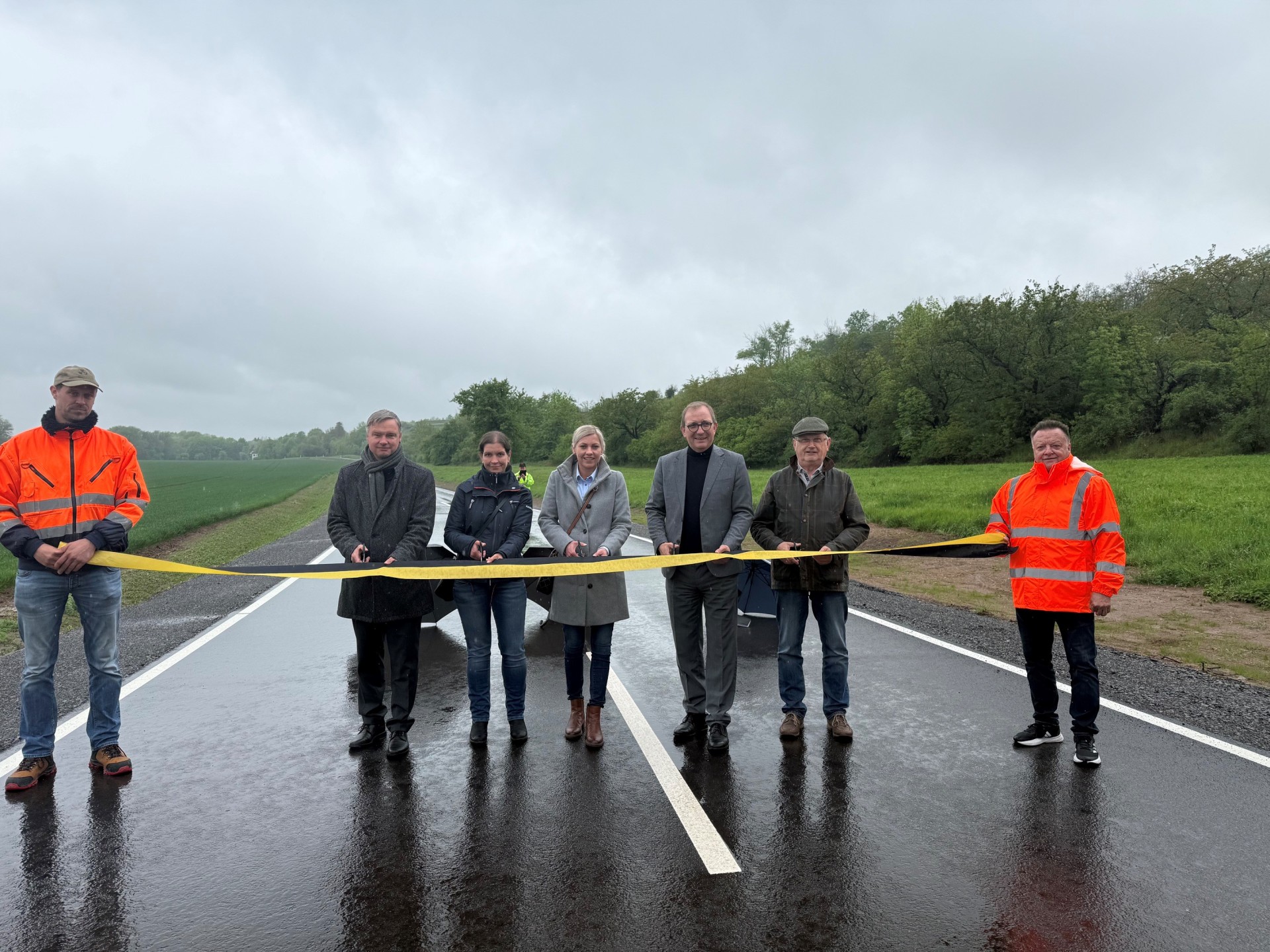 Road clearance near Freckleben