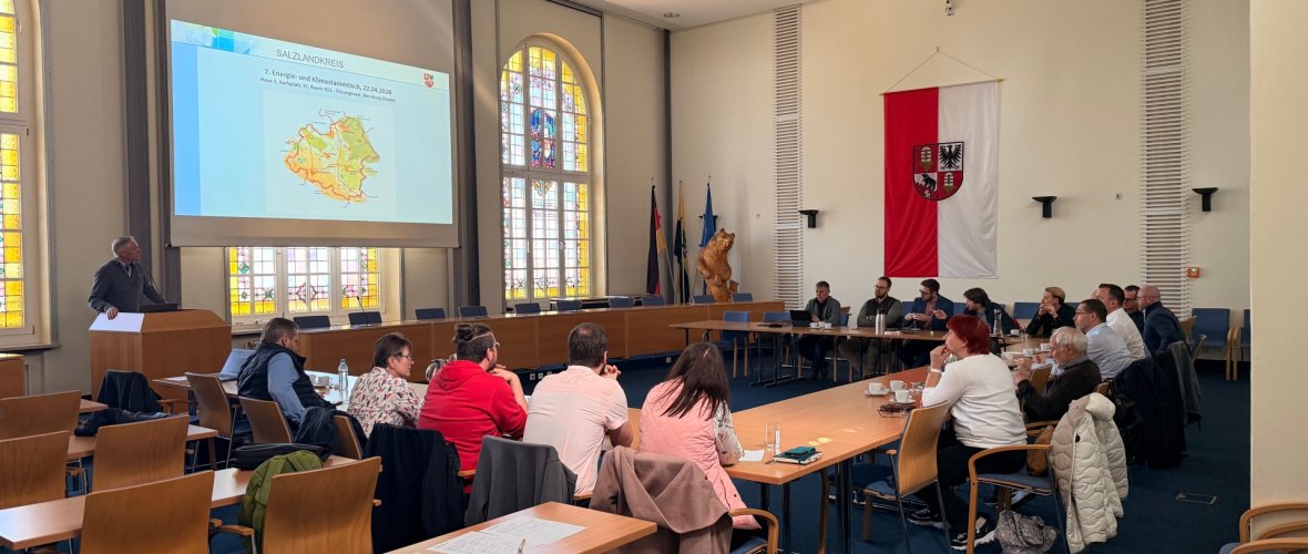 The seventh Energy and Climate Round Table took place on 22 April 2026 in the district council meeting room in Bernburg (Saale).