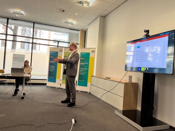 Dirk Trappe at the Climate Round Table