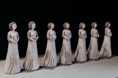 Salzlandfrauen-Skulpturen