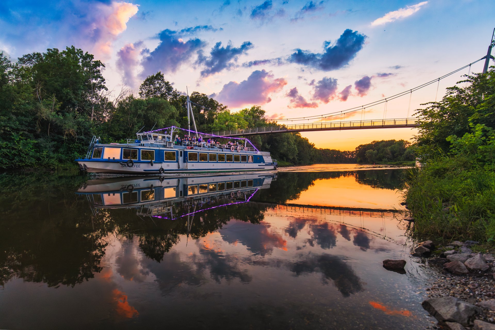 Saalefee en el río Saale Saalefee en el río Saale