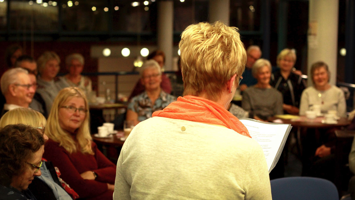 Café de lectura Biblioteca del distrito de Salzlandkreis